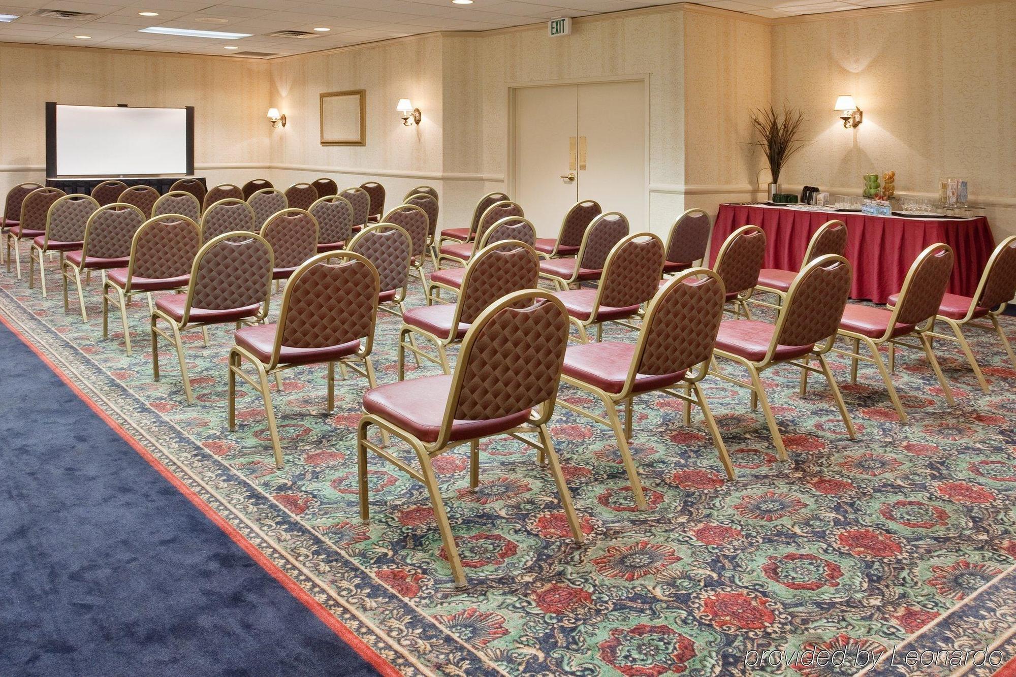 Four Points By Sheraton Cleveland Airport Esterno foto