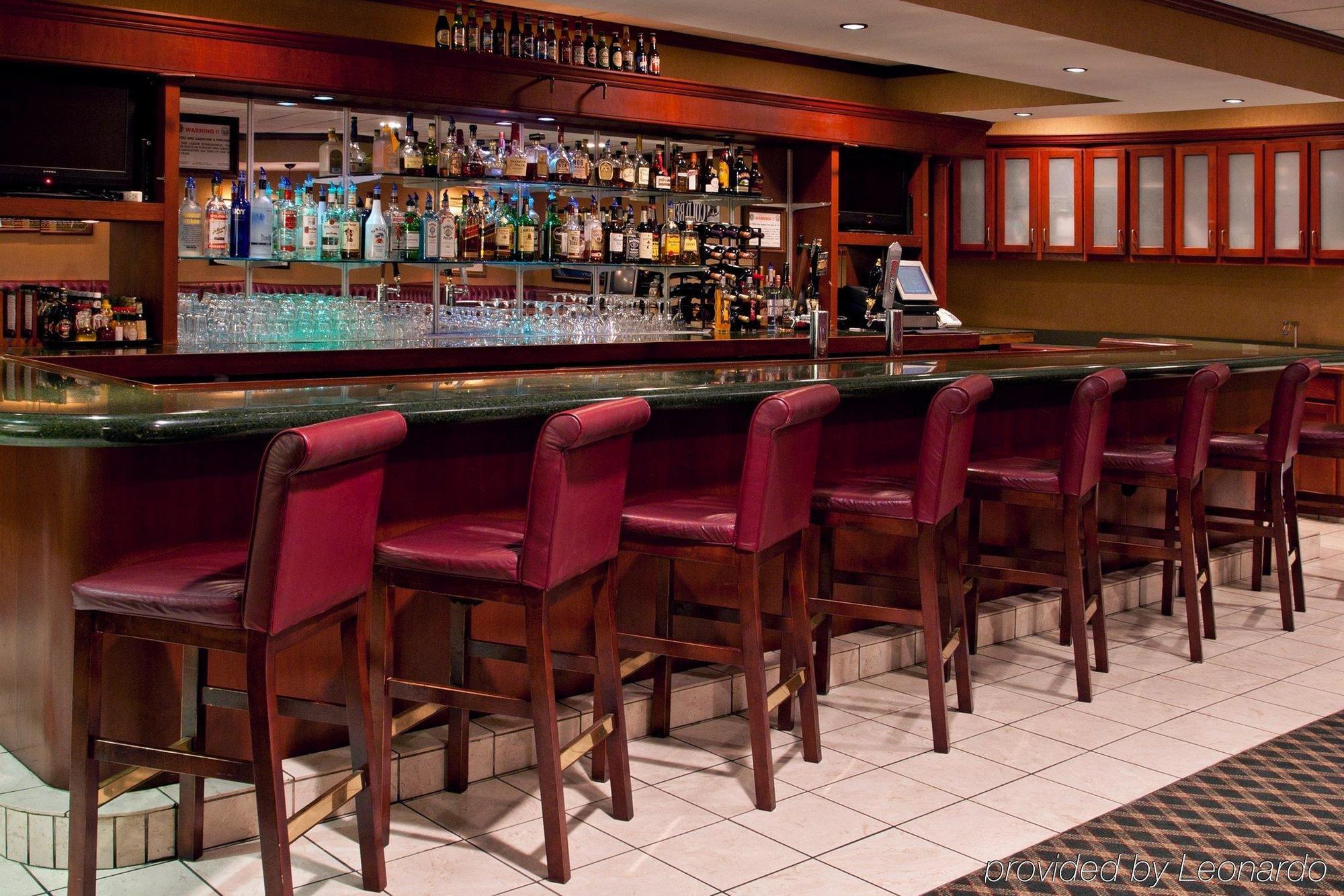 Four Points By Sheraton Cleveland Airport Esterno foto