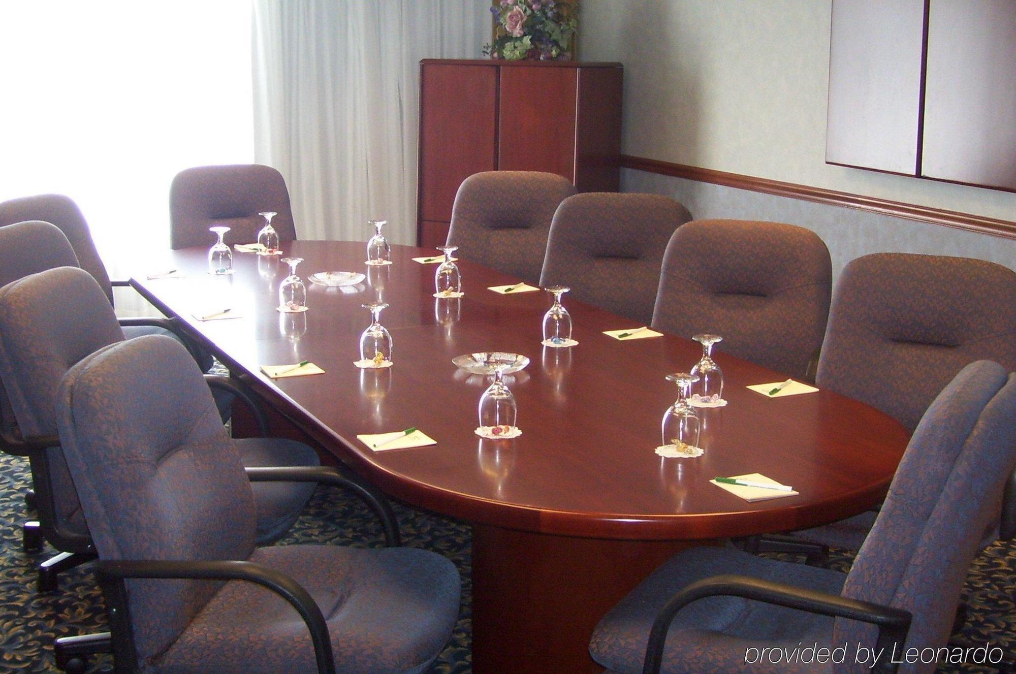 Four Points By Sheraton Cleveland Airport Esterno foto