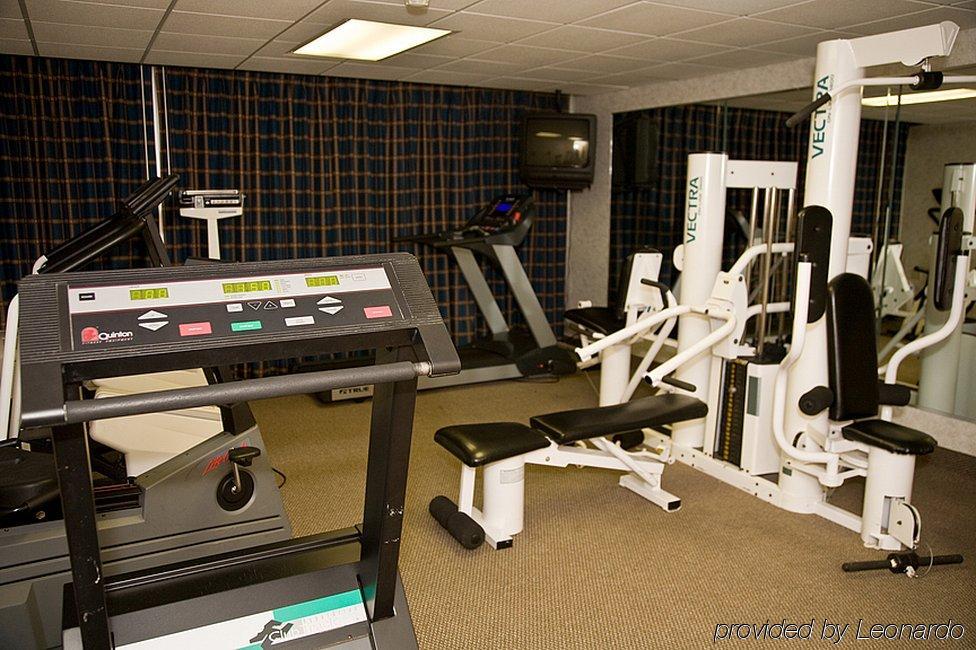 Four Points By Sheraton Cleveland Airport Esterno foto