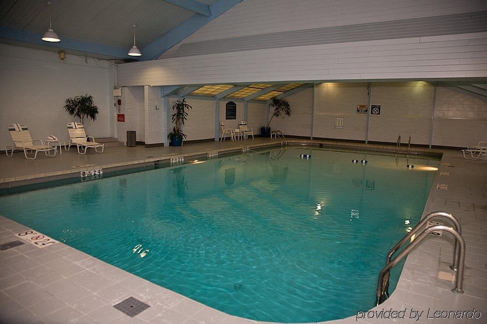 Four Points By Sheraton Cleveland Airport Esterno foto