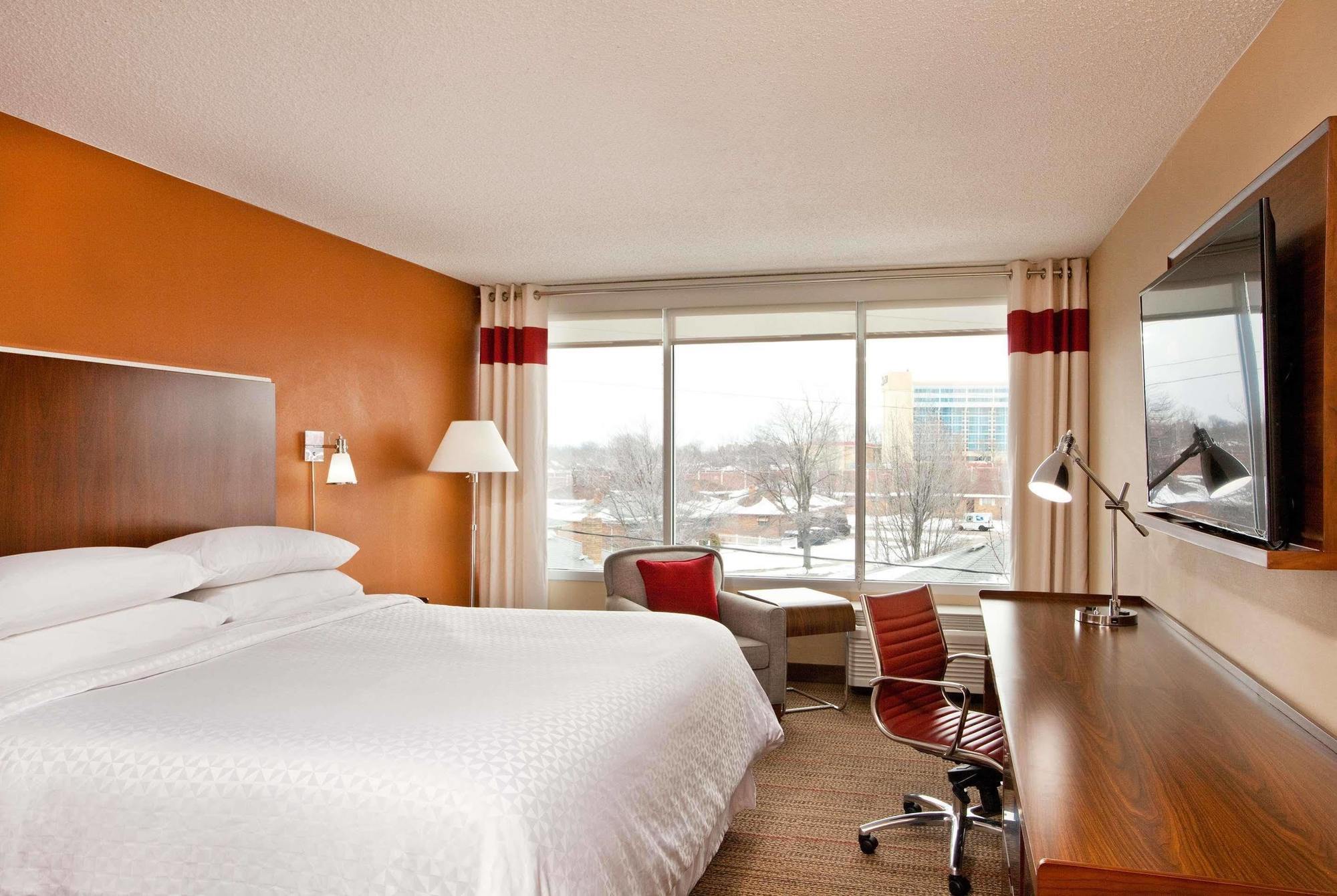 Four Points By Sheraton Cleveland Airport Camera foto